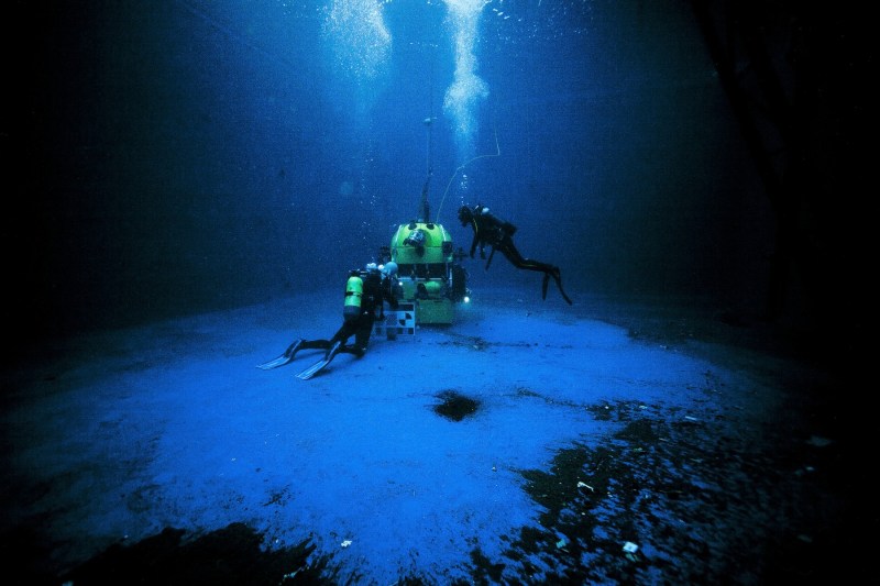 Un submarin operat de la distanță a descoperit o comoară naturală rară în Marea Mediterană