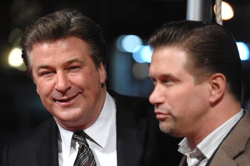 Alec Baldwin și fratele său, actorul Stephen Baldwin, au fost implicați într-un accident de mașină