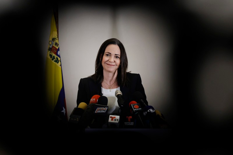 Venezuela spune că Maria Machado va fi considerată fugară dacă se va duce la Oslo să-și primească premiul Nobel pentru Pace