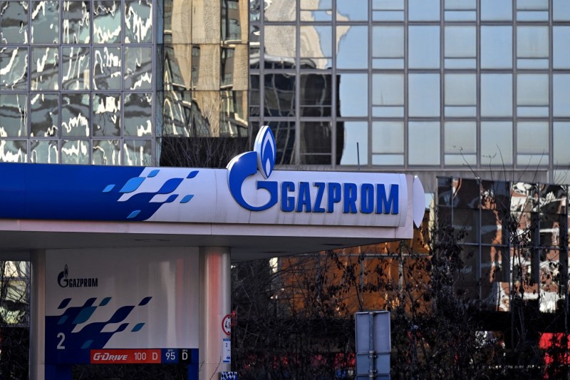 Benzinăriile Gazprom din Bulgaria vor fi preluate de o companie locală