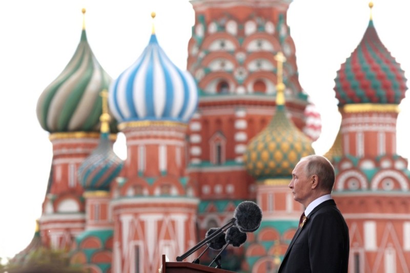 O nouă investigație arată că Vladimir Putin a plasat în guvern mai multe rude ale sale decât orice alt lider rus de la țari încoace