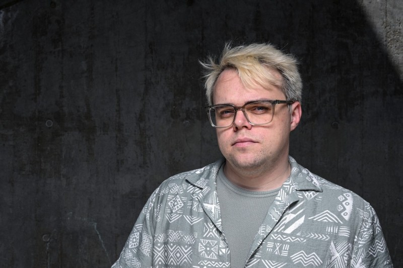 „Domnul Nimeni împotriva lui Putin”. Un profesor a filmat propaganda rusă după invadarea Ucrainei. Peste câteva luni, ar putea primi aplauze la Oscaruri