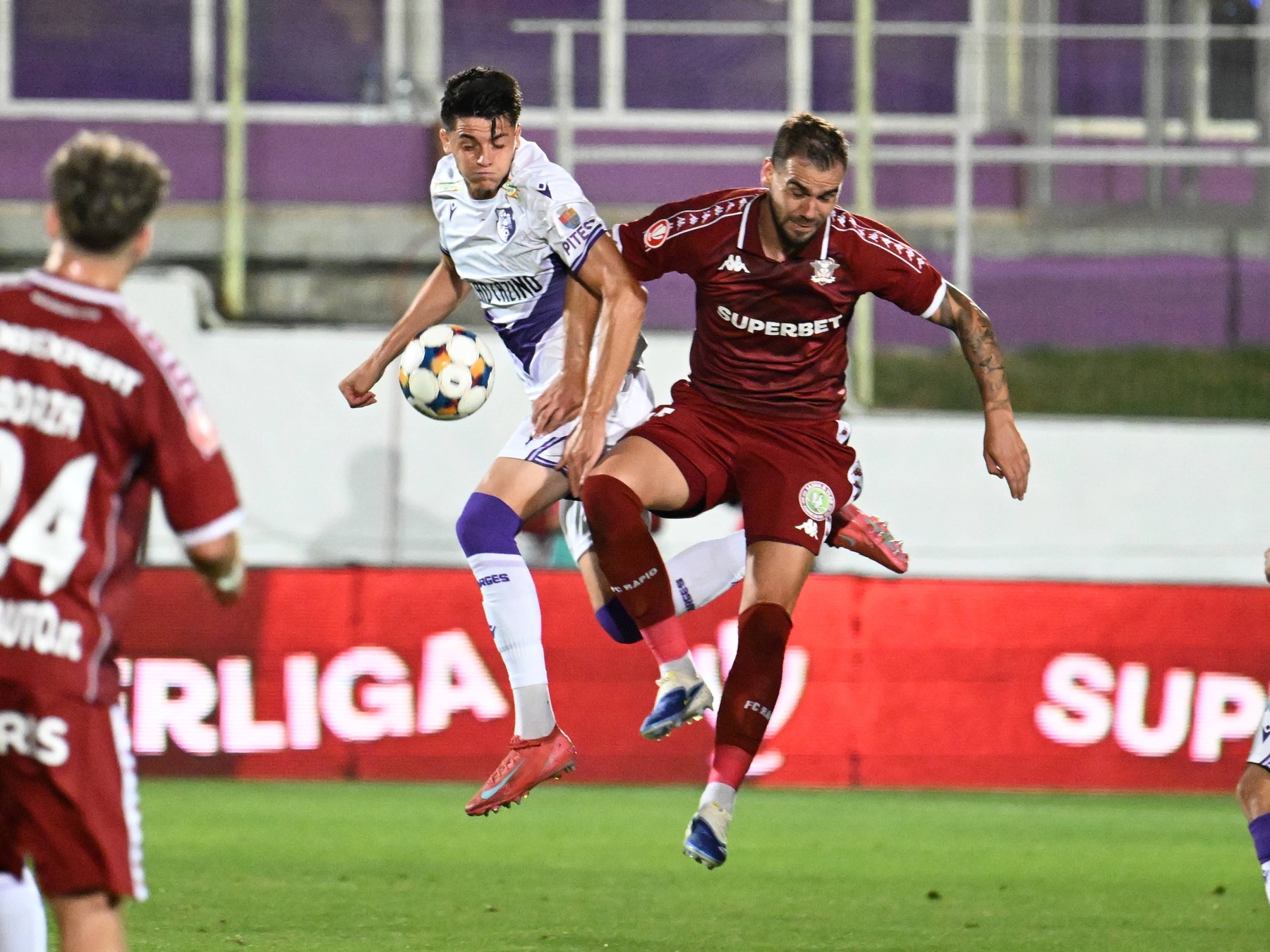 SuperLiga: Un puști minune a vorbit de interesul mai multor echipe mari din campionat pentru el. ”Orice jucător îşi doreşte să meargă la mai bine”