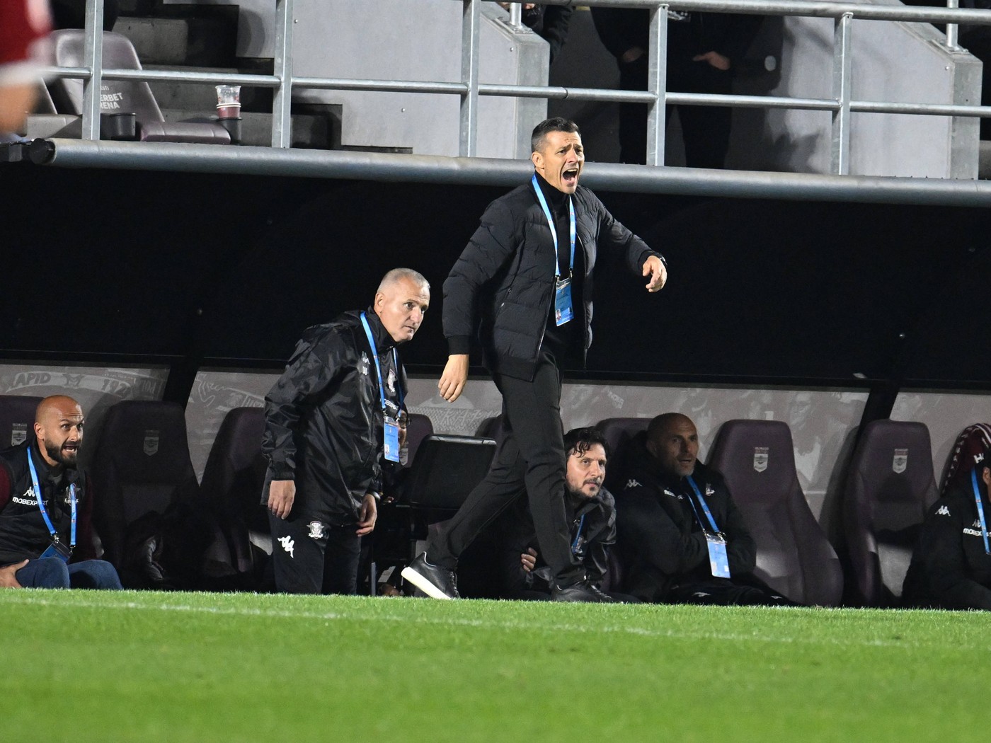 SuperLiga: Laude pentru Rapid, după succesul care a dus echipa lui Gâlcă pe primul loc . „Nu vezi atât de des un jucător cu viziunea lui”