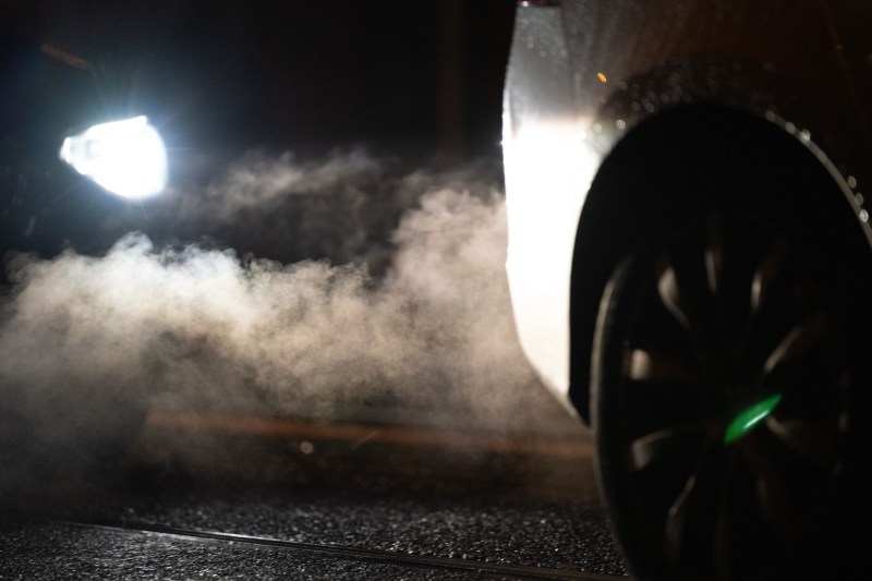 Cancelarul Merz promite că va face „tot ce poate” pentru ca interdicția care le dă fiori producătorilor de mașini să nu intre în vigoare