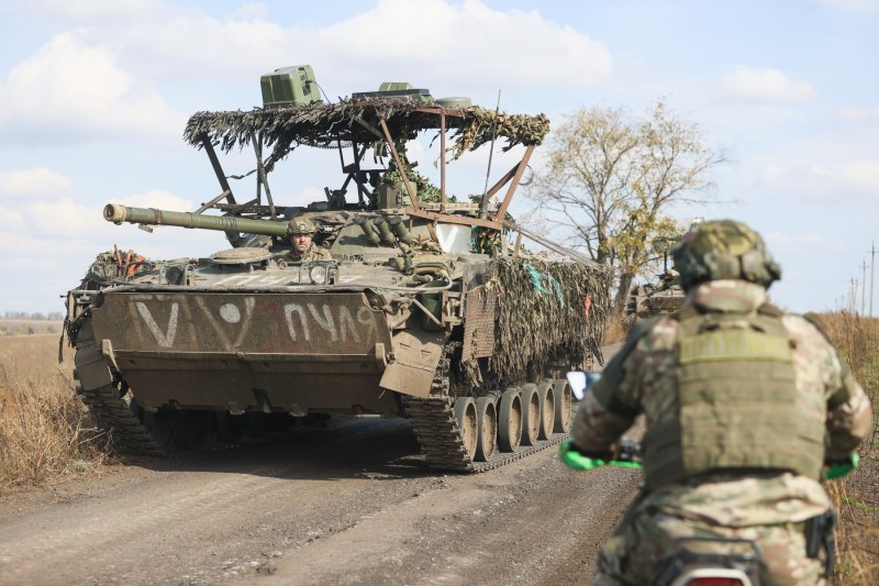 Ofensiva rusească în Pokrovsk: Situație aproape „critică”, ucrainenii se luptă să apere orașul vital din Donbas