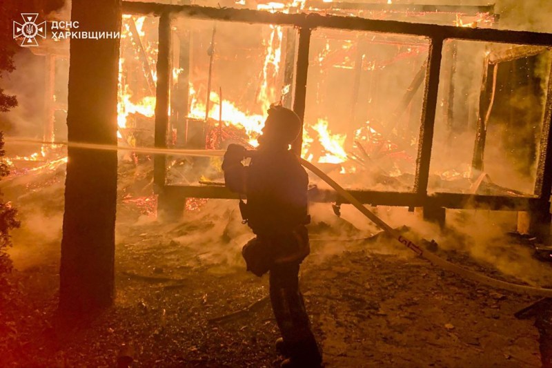 FOTO-VIDEO Bombe ghidate, lansate asupra celui de-al doilea oraș ca mărime din Ucraina / Spital „grav avariat” / Kievul denunță „scopul” rușilor