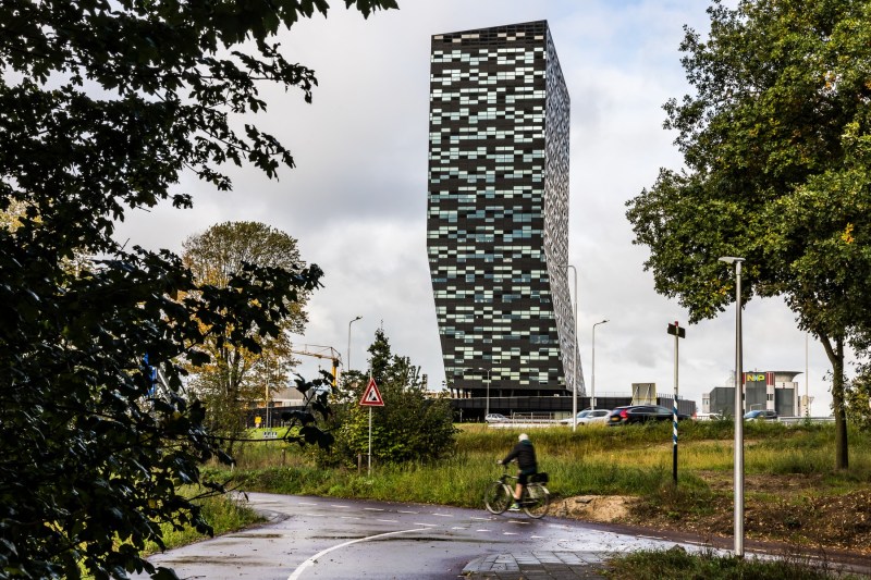 „Olandezii au crezut că au confiscat Nexperia, dar au preluat doar o clădire de birouri”: Radiografia unei crize care a zguduit din nou industria auto din Europa