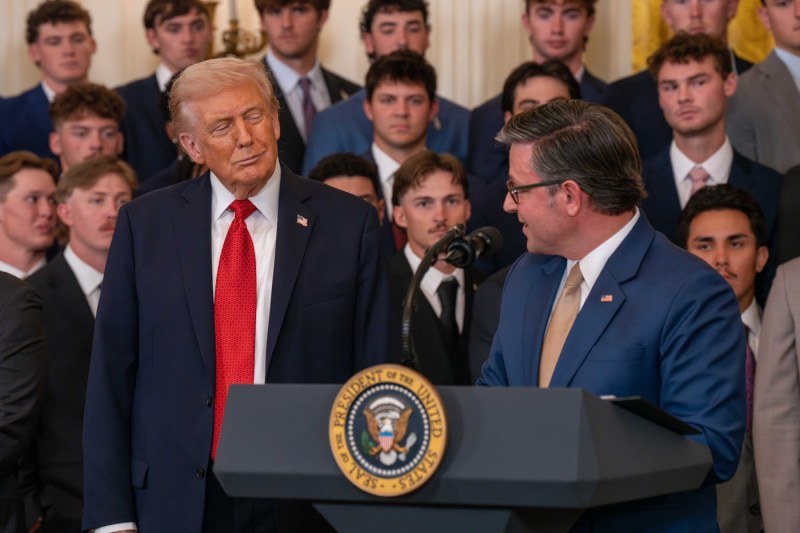 Un lider republican dezvăluie că a vorbit cu Donald Trump despre „constrângerile Constituției” pentru un al treilea mandat prezidențial