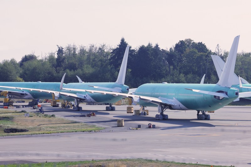 Cea mai profitabilă companie aeriană din lume cumpără avioane Boeing 777X de încă 38 de miliarde de dolari