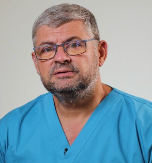 Dr. Florin Ioan Bălănică, medic avand competenta in PsihoNutritie si Comportament Alimentar, cu expertiză clinica de peste 22 de ani în terapia consecintelor metabolice ale menopauzei.