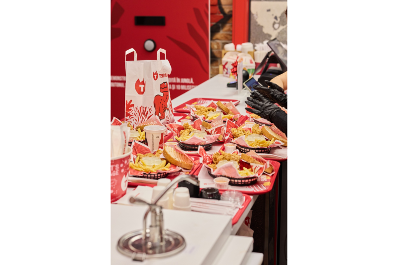 [P] Tyranozaur a cucerit Suceava la deschidere: sute de clienți și un vibe de neuitat