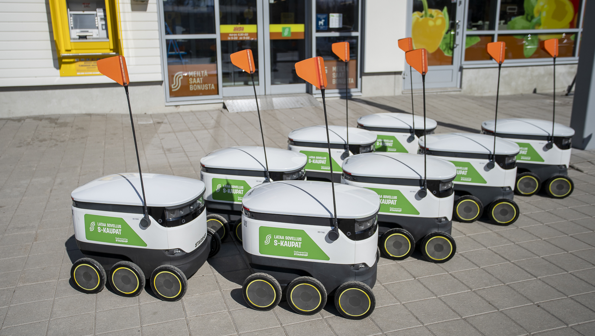 Uber va folosi roboți pentru a livra mâncare în Marea Britanie