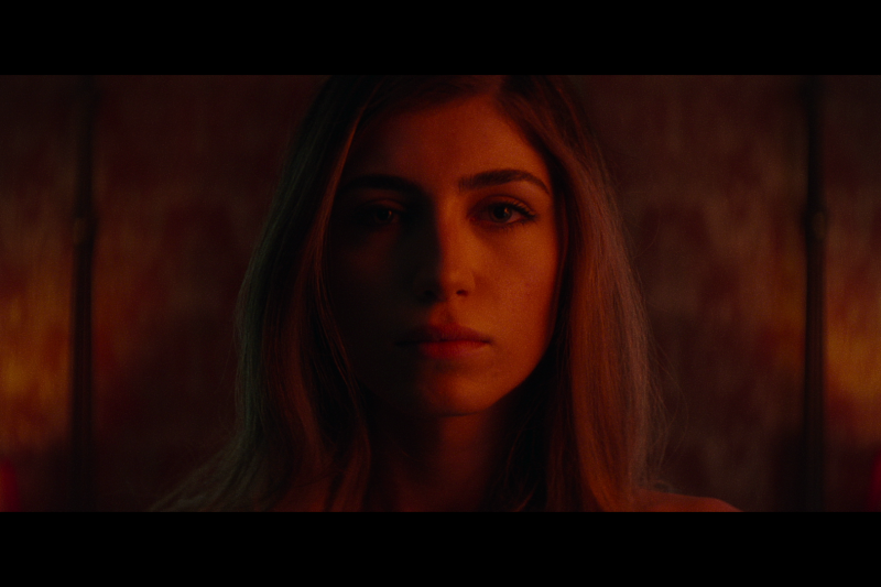 INTERVIU Povestea unei actrițe din România care a ajuns să joace la Hollywood în filme cu Halle Berry și Kathy Bates: „Am amintiri de la țară hrănind găinile”