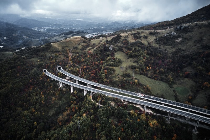 INTERVIU „Anul 2026 va fi anul proiectării unei autostrăzi istorice pentru România” / Urmează atribuirea unui contract-cheie