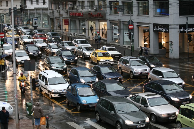 Trafic auto în București. Foto: Marian Mocanu | Dreamstime.com
