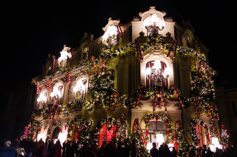 Lumini, brazi, vâsc și reni de București. Un prim top de locuri instagramabile de Crăciun 2025