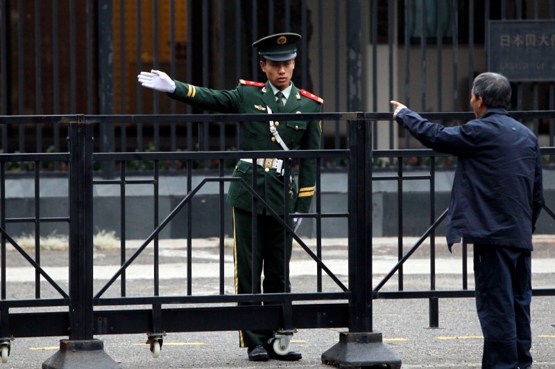 Japonia își avertizează cetățenii din China să își ia măsuri de siguranță după ce relațiile dintre cele două țări au ajuns „pe muchie de cuțit”