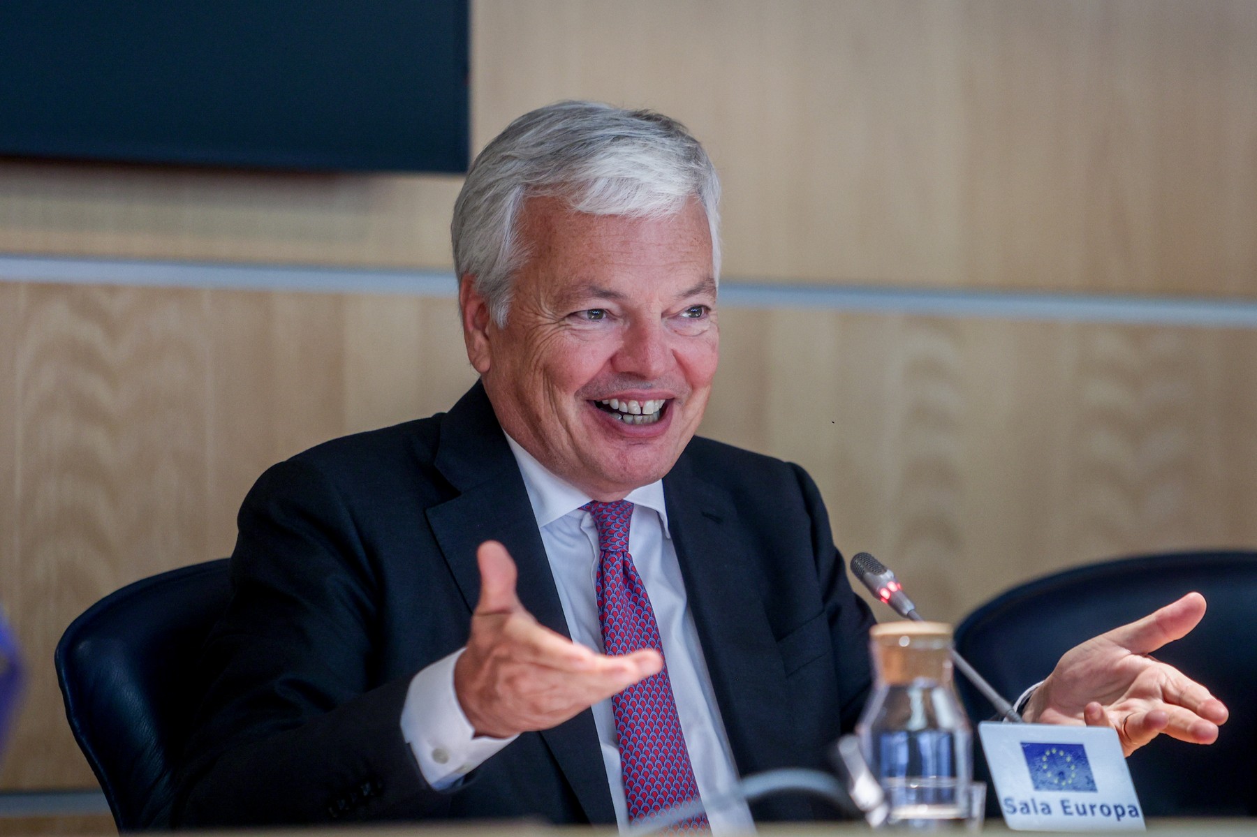 Didier Reynders, fost comisar european, inculpat în Belgia