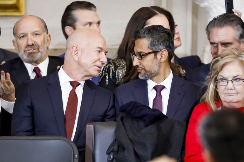 Jeff Bezos va conduce după 4 ani o nouă companie denumită după un personaj legendar din mitologia greacă
