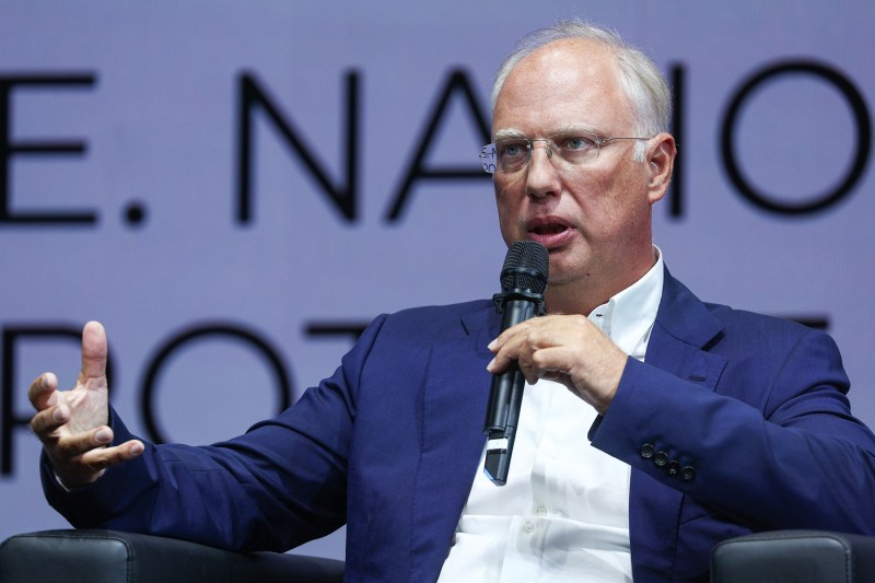 Emisarul special al lui Putin, plasat pe lista de sancțiuni a Kievului