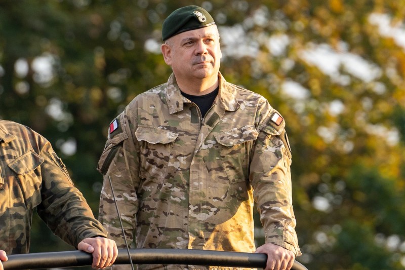 Cea mai lungă noapte din an și Crăciunul, „momente prielnice pentru un atac”. Avertismentul șefului armatei poloneze după sabotajul feroviar atribuit Rusiei