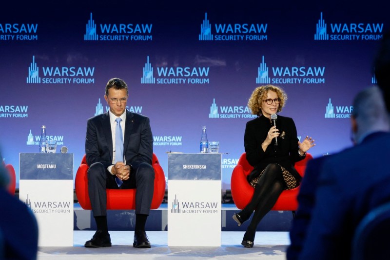 Detalii despre discuția avută de ministrul Moșteanu cu adjunctul Secretarului General al NATO pe tema Flancului Estic