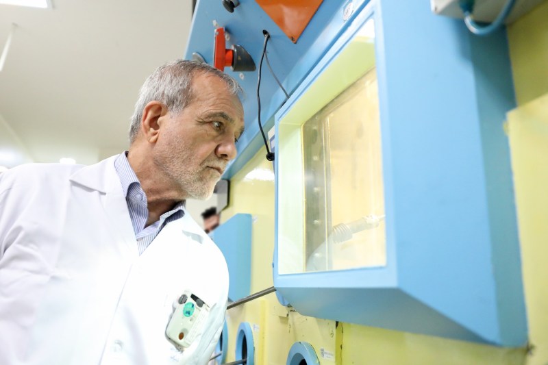 Oameni de știință iranieni au vizitat în secret Rusia, iar experții cred că au avut un obiectiv clar