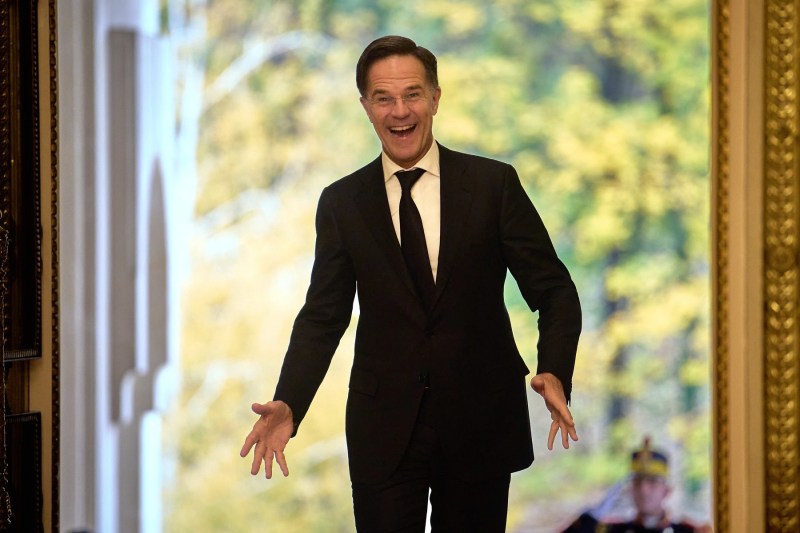 Rețeta antistres a lui Mark Rutte, dezvăluită la București. „Cel mai mare hobby al meu e să dorm”