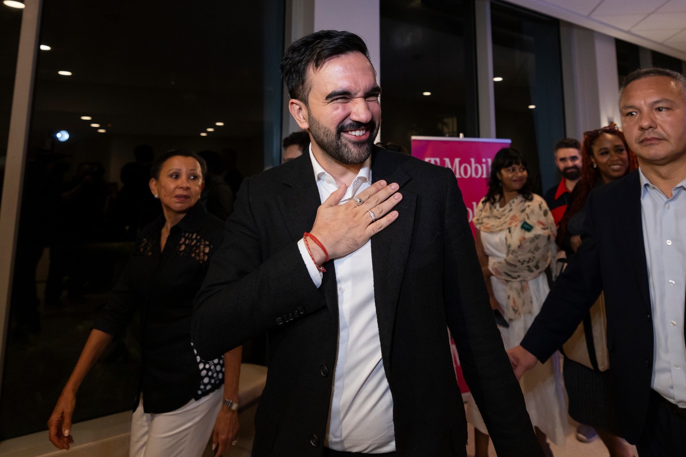 Noul profet al Americii: intelectual, progresist și agitator. Egalitarism hrănit de fervoare comunistă