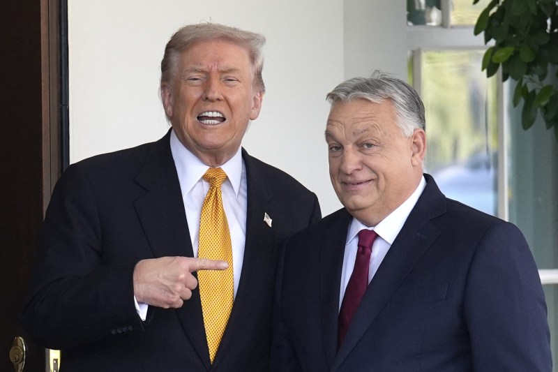 Donald Trump neagă că i-a promis lui Viktor Orbán un „bailout” pe modelul Argentinei: „Dar cu siguranță mi-a cerut”