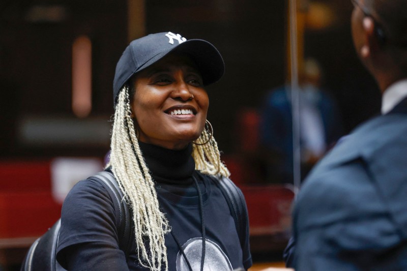 Scandal uriaș într-o țară apropiată de Rusia: Fiica unui fost președinte și-a dat demisia din parlament după ce a fost acuzată că a recrutat mercenari ce au ajuns în Donbas