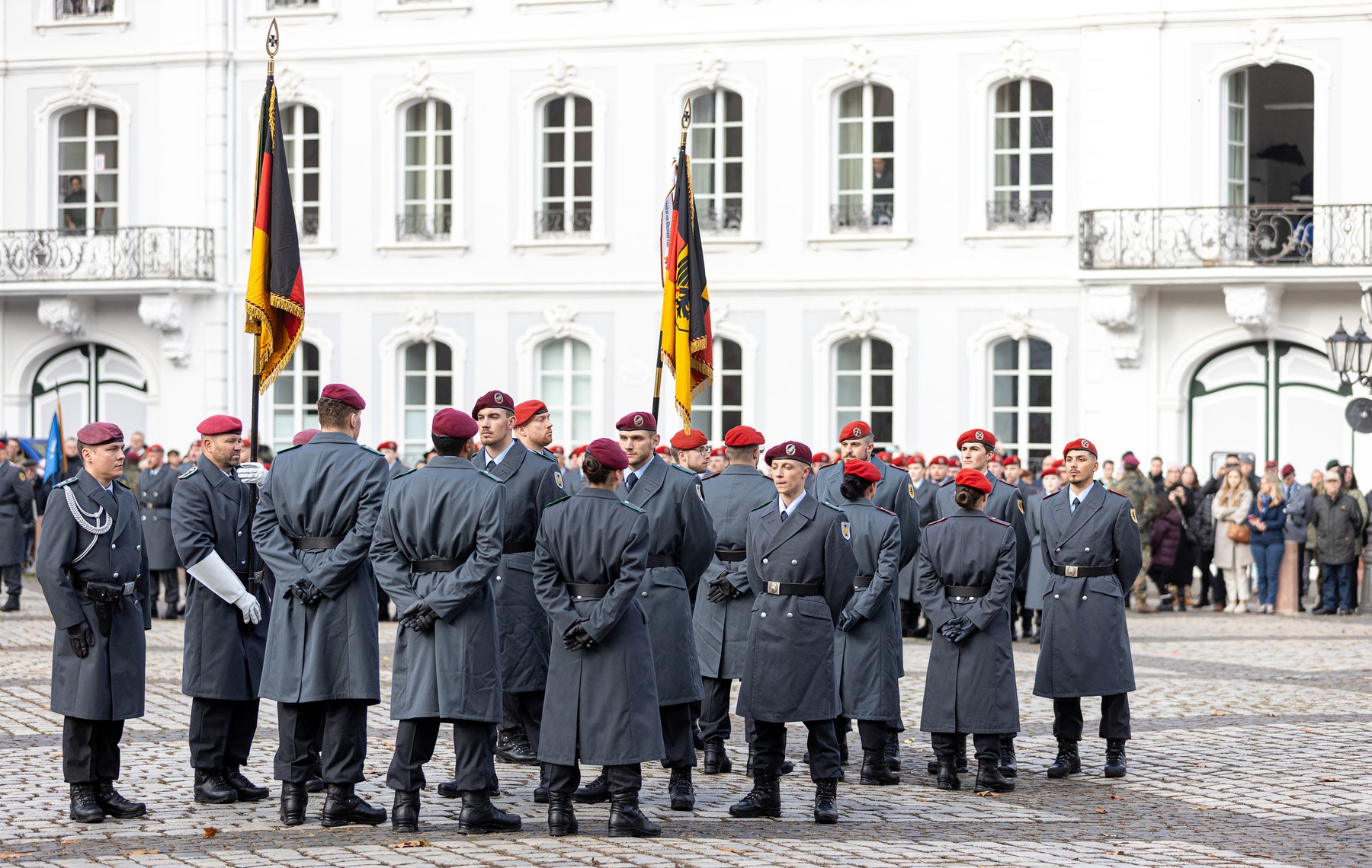 Germania vrea să cheltuiască 26,5 miliarde de euro pe uniforme militare și noi vehicule blindate pentru Budeswehr în doar câțiva ani