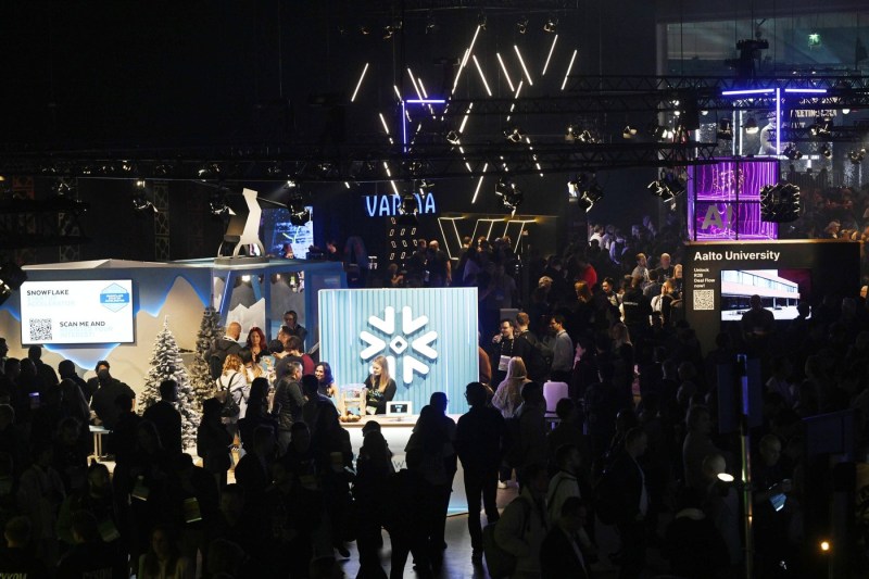 Ceremonia de deschidere a conferinței Slush 2025 de la Helsinki Foto: Profimedia
