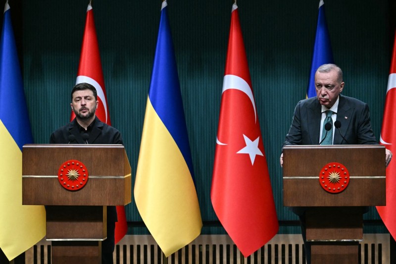 Erdogan, apel către Ucraina și Rusia să reia negocierile la Istanbul „cu un cadru mai cuprinzător”. Discuție cu Zelenski la Ankara