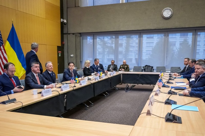 Discuții SUA - Ucraina la Geneva. Credit foto: Martial Trezzini / AP / Profimedia