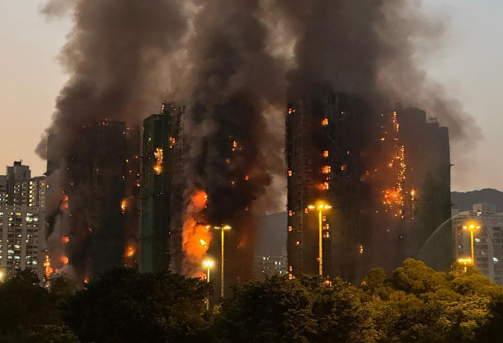 Incendiu devastator în Hong Kong Foto: Profimedia
