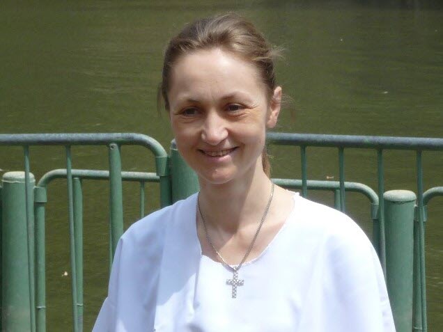 O doctoriță din România a murit carbonizată în propria casă din Franța. Poliția nu are niciun dubiu că ar fi vorba de o crimă și îl caută pe fiul acesteia. „Era ca și cum ar fi suferit foarte mult în interior”