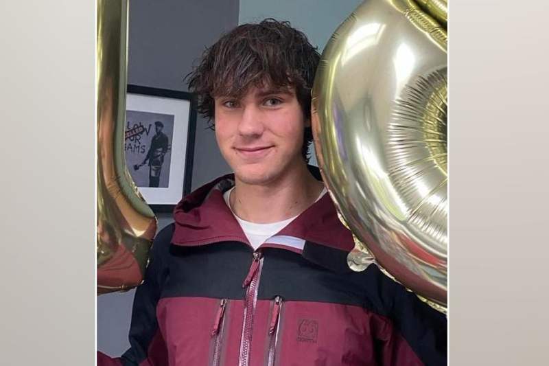 Căutări reluate pentru adolescentul de 18 ani dispărut în Bucegi. Traseul urmat de George, reconstituit împreună cu familia tânărului