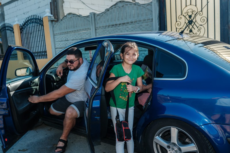 REPORTAJ. Departe de țară, o familie din Oltenia și-a făcut o viață mai bună în Belgia. „De-asta ne-am zbătut: să nu mai mergem la veceu în fundul grădinii, să avem și noi cum e în Europa”. Copiii lor vorbesc patru limbi