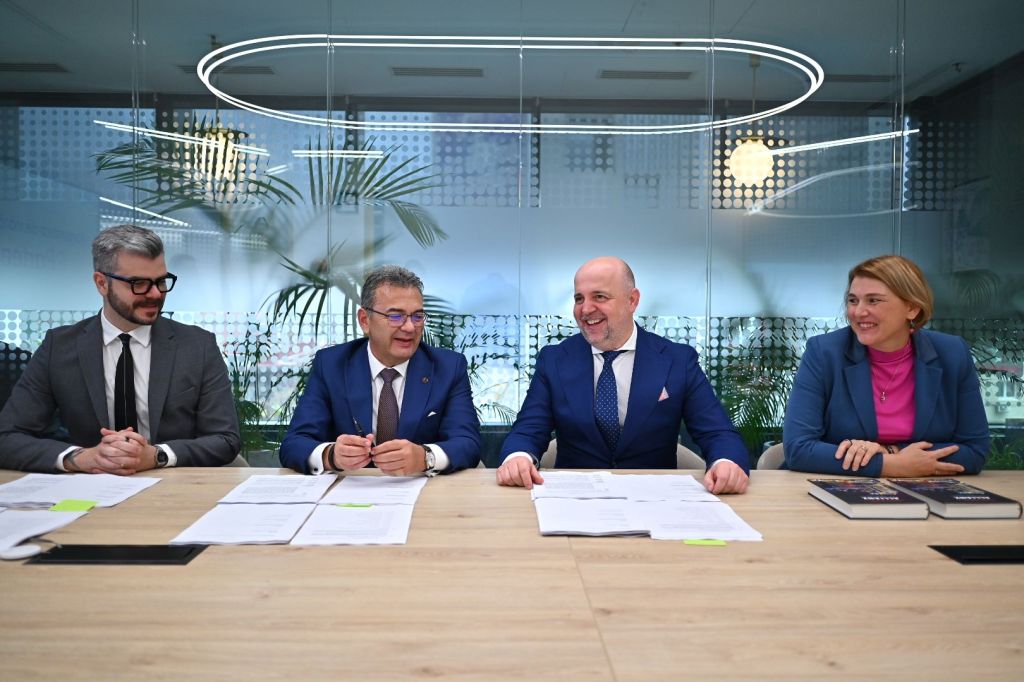 Allianz-Țiriac preia Campion Broker / Foto: Allianz-Țiriac