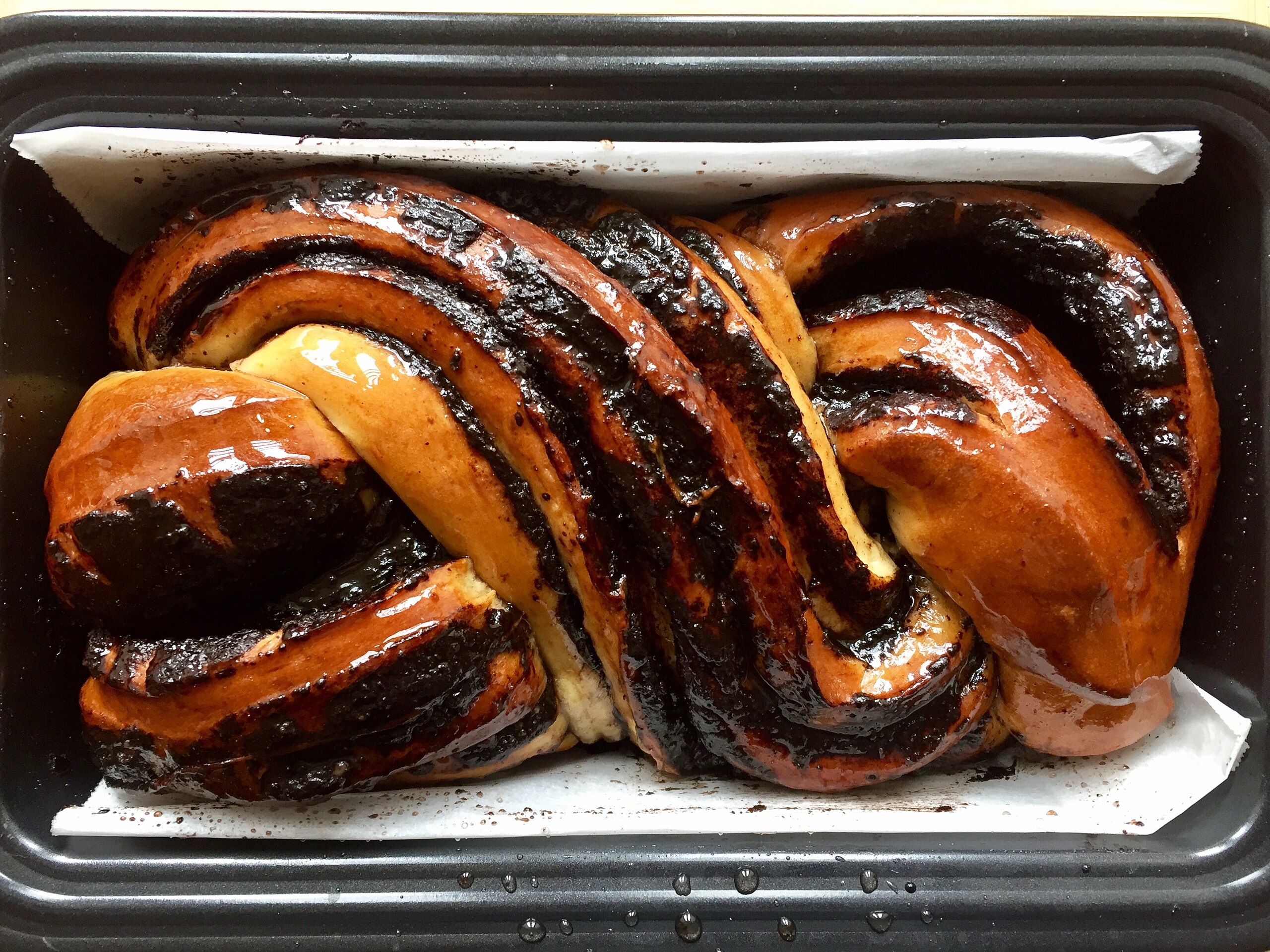 Babka cu ciocolată. Rețetă de chef Georgian Tufă