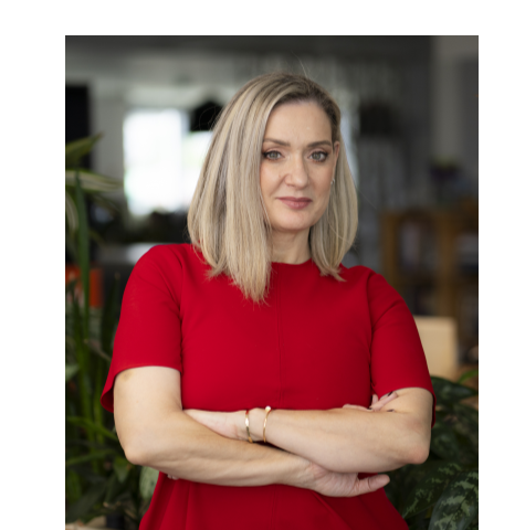 ING Bank redefinește conceptul de cont curent și introduce 3 tipuri de pachete cu beneficii multiple: ING Go, More și Extra