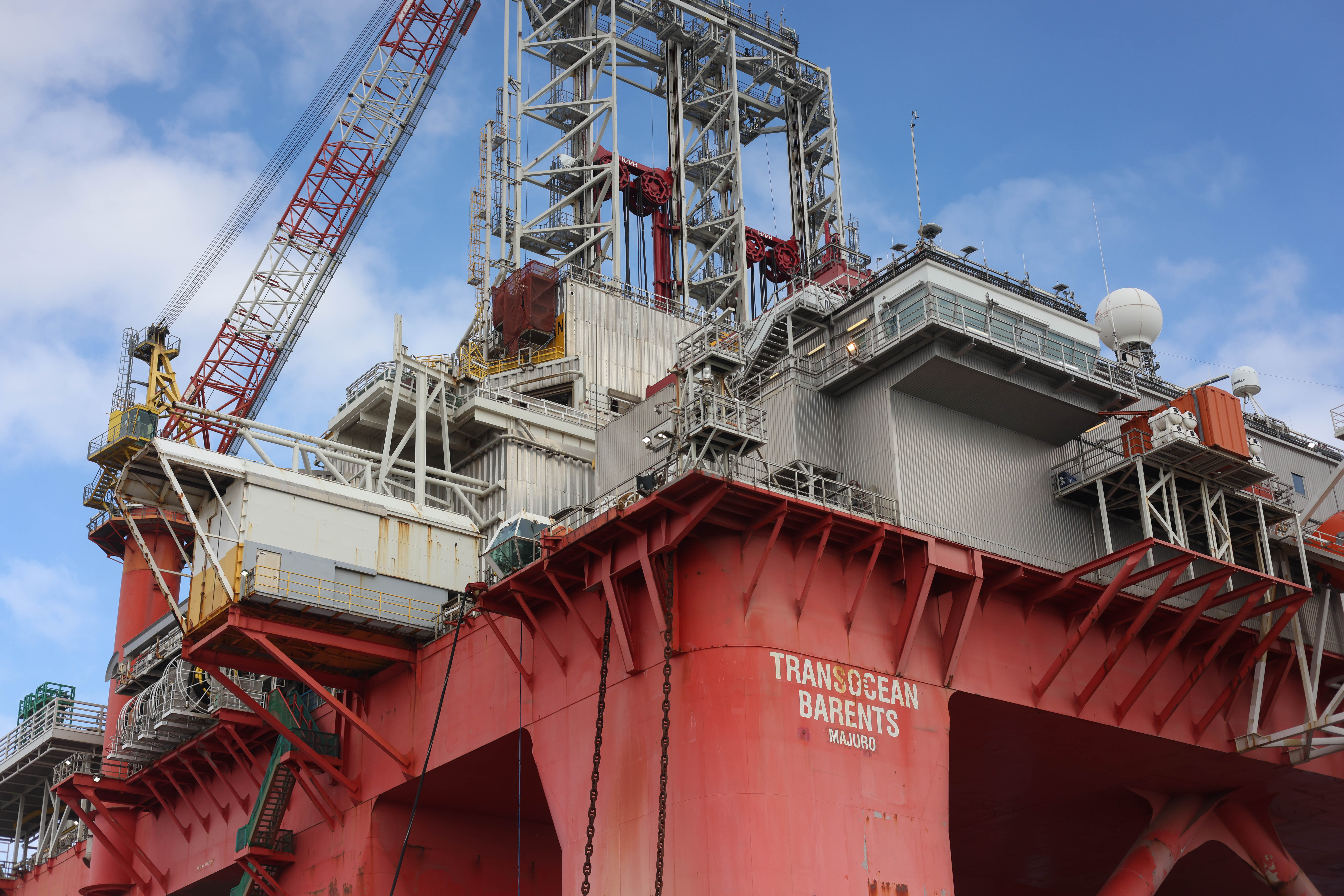 OMV Petrom și Romgaz au finalizat instalarea platformei Neptun Deep pentru gazele din Marea Neagră