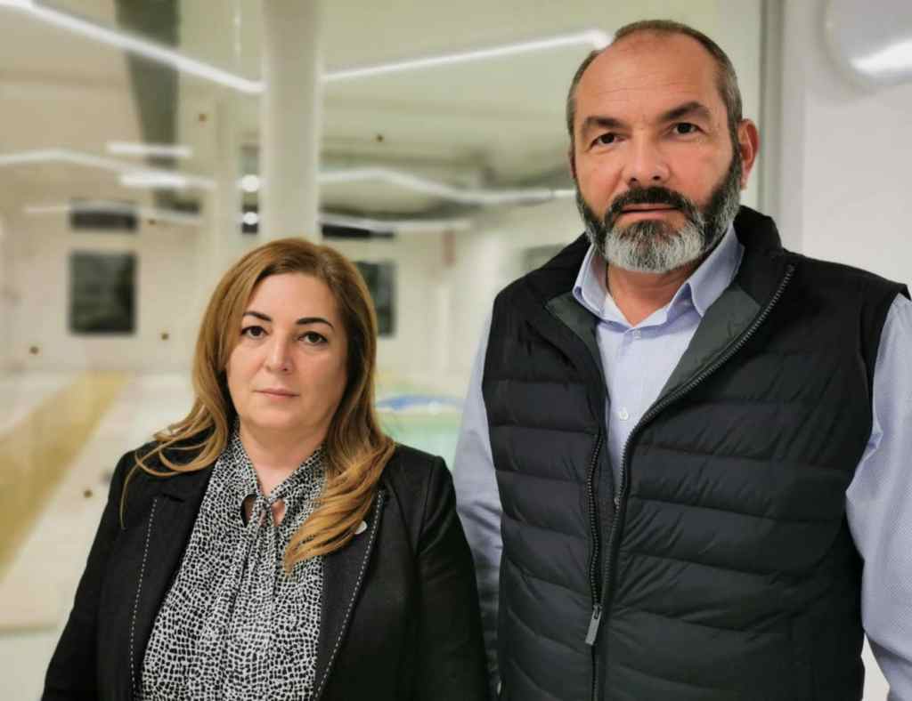 Soții Iulia și Sebastian Onac la centrul Maria Beatrice / Foto: Arhiva personală