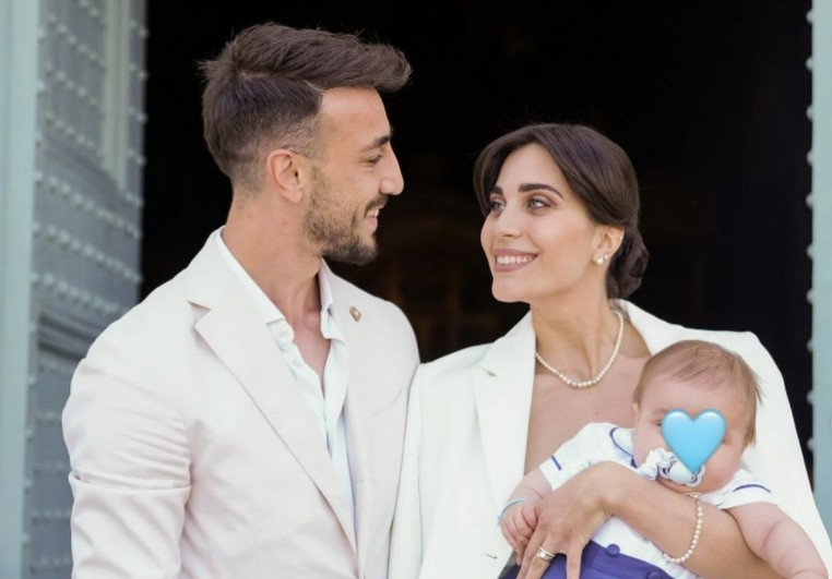 „Cancerul să vă devoreze pe toți”. Mesajele transmise de un bărbat cu nume românesc către o fostă Miss Italia au ajuns în toată presa italiană