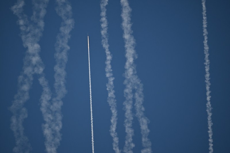 VIDEO China a tras cu rachete spre Taiwan și a încercuit insula cu cele mai mari jocuri de război de până acum