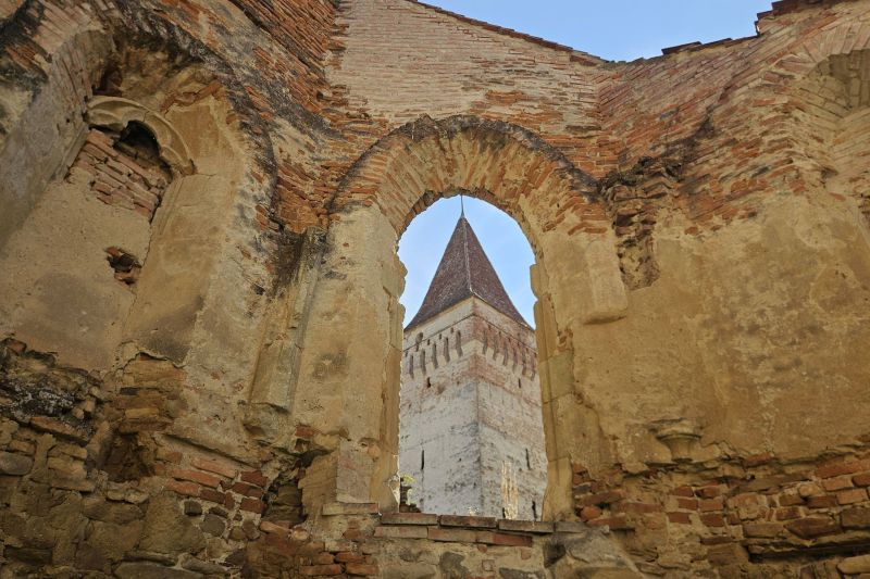 FOTOREPORTAJ. Cum arată biserica-cetate din Transilvania care l-a cucerit pe regele Charles cu patru ani înainte de Viscri