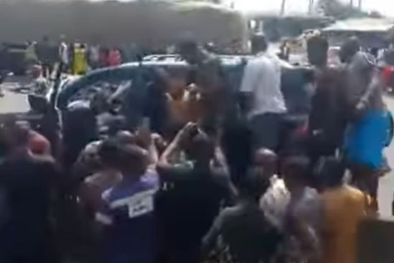 VIDEO Un fost dublu campion mondial la box, implicat într-un accident rutier soldat cu doi morți