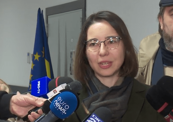 Ana Ciceală: Ne-am obişnuit să ne trăim vieţile de pe o zi pe alta. Azi e o zi bună să începem să ne construim viitorul